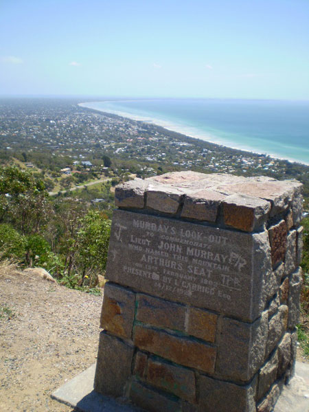 Murrays Lookout monument